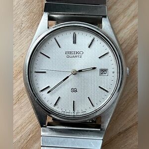 Seiko SQ Men's Watch Vintage Stainless Dial Stretch Bracelet Date Windows